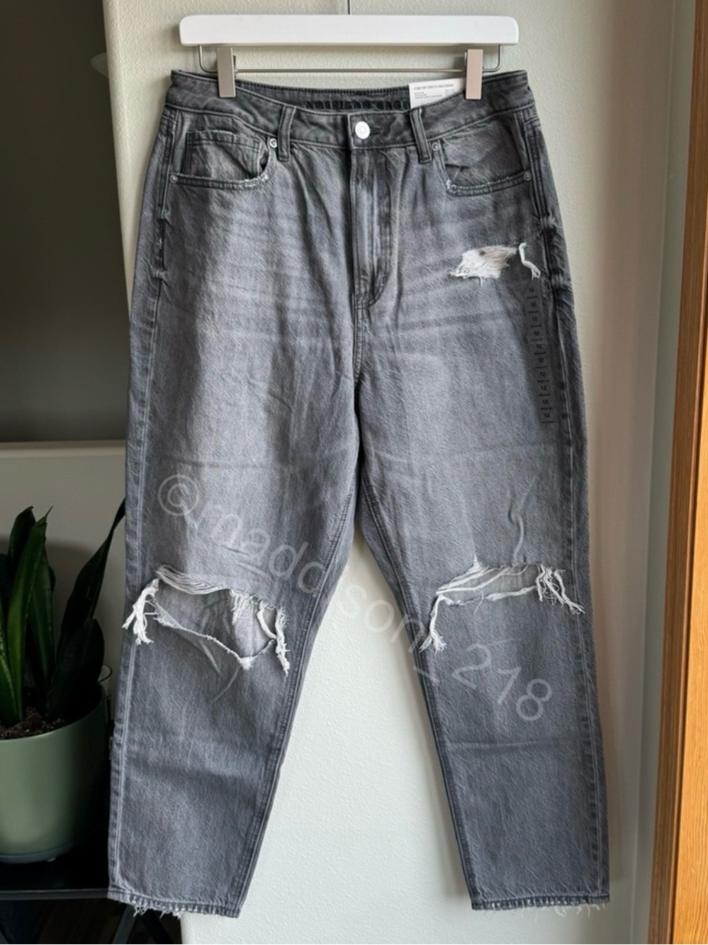 American Eagle Mom Jeans Smoked Grey Size 12